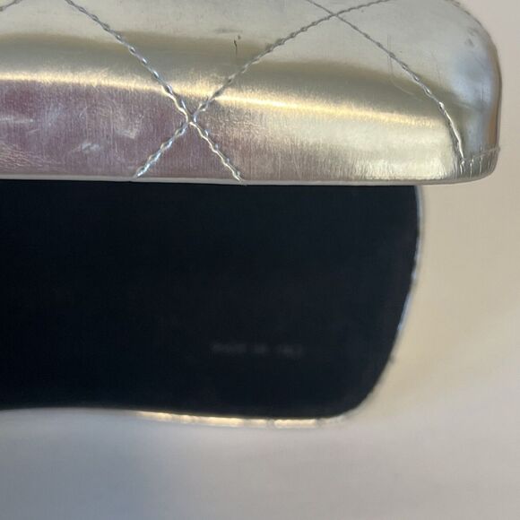 *Rare* Silver Metallic Quilted Chanel Sunglass Case Only Made In Italy HTF - Picture 11 of 12